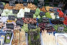 Овощи на рынке Нашмаркт